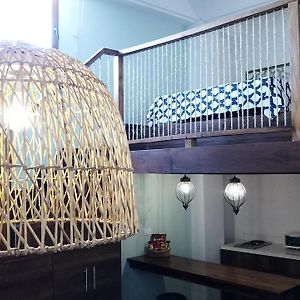 Habitación con 2 Camas Individuales